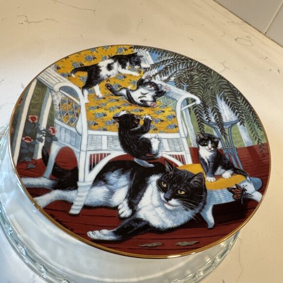 Country Kitties Series By Gre Gerardi “Just For The Fern Of It” Collectors Plate - Picture 3 of 16